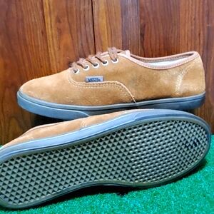 Vans Men's Brown Suede Sneakers